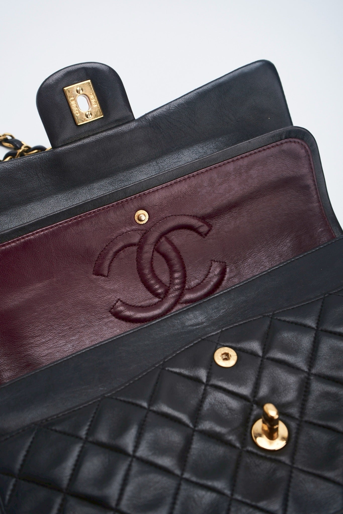 Chanel classic flab bag