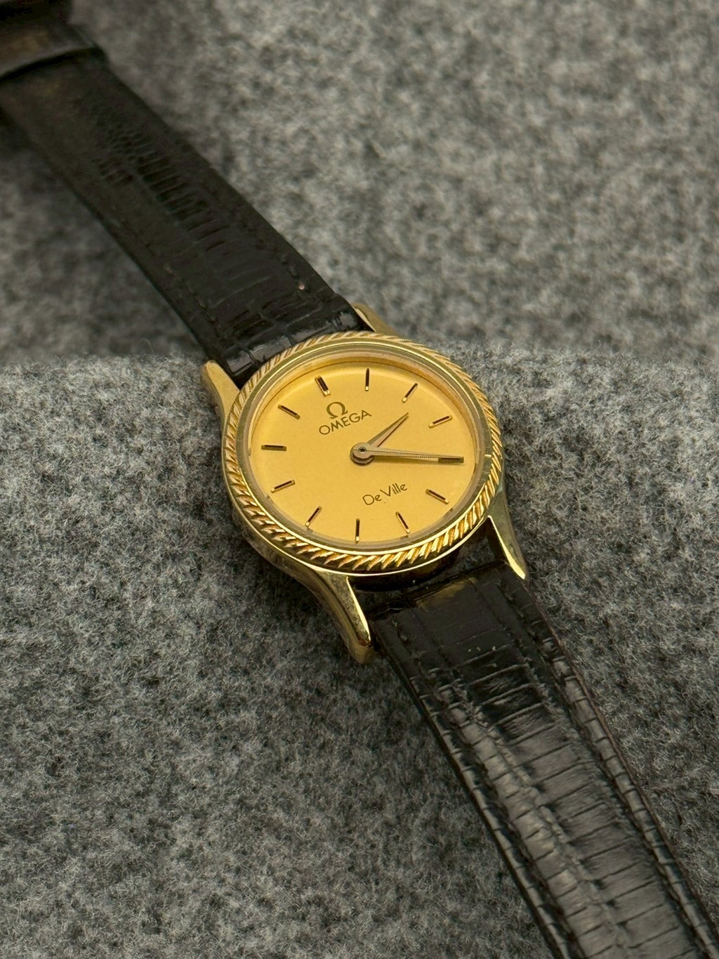 Omega devilla gold c.1387