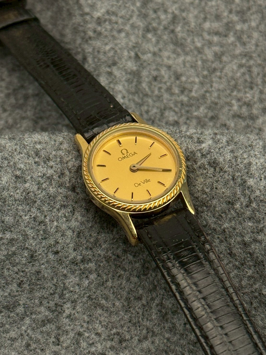 Omega devilla gold c.1387