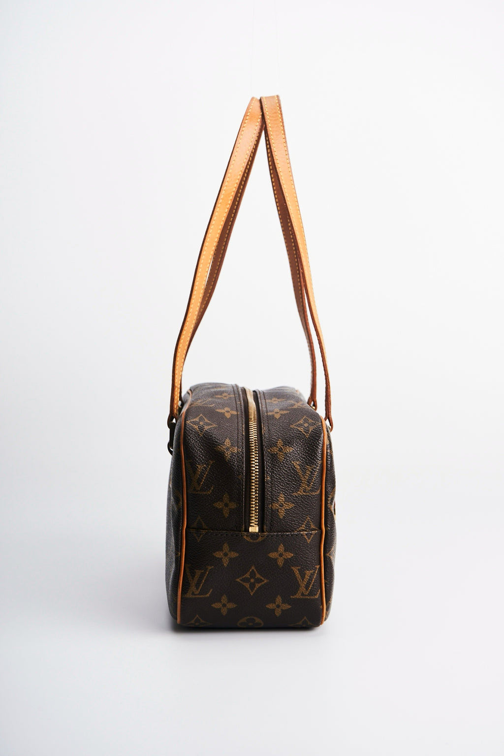 Louis vuitton cite mm size