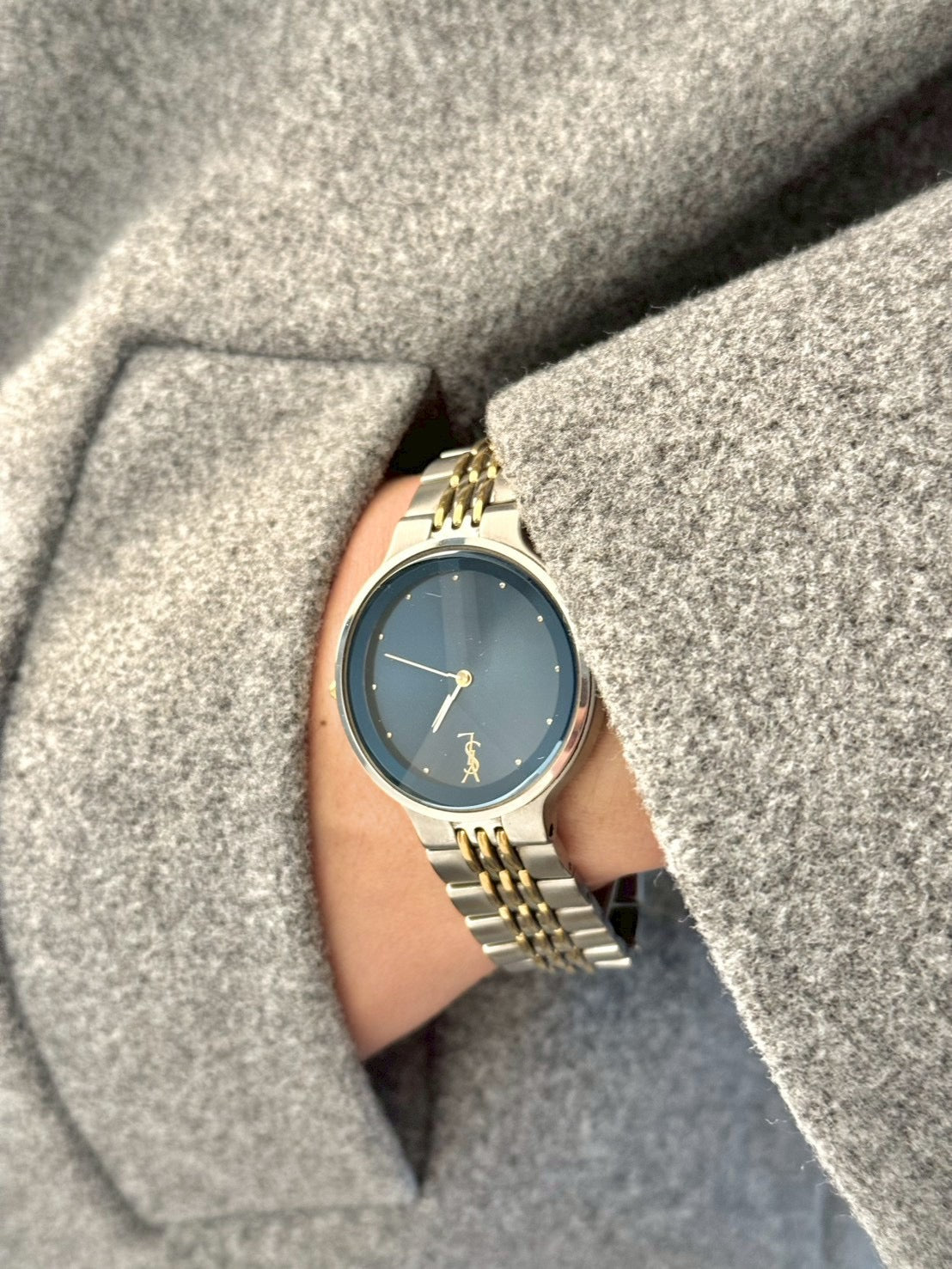 Ysl blue dial c.0668