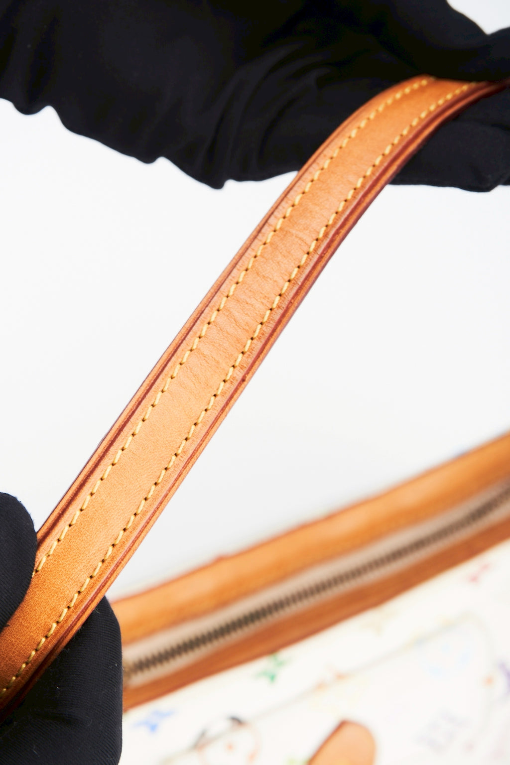 Louis vuitton shoulder bag