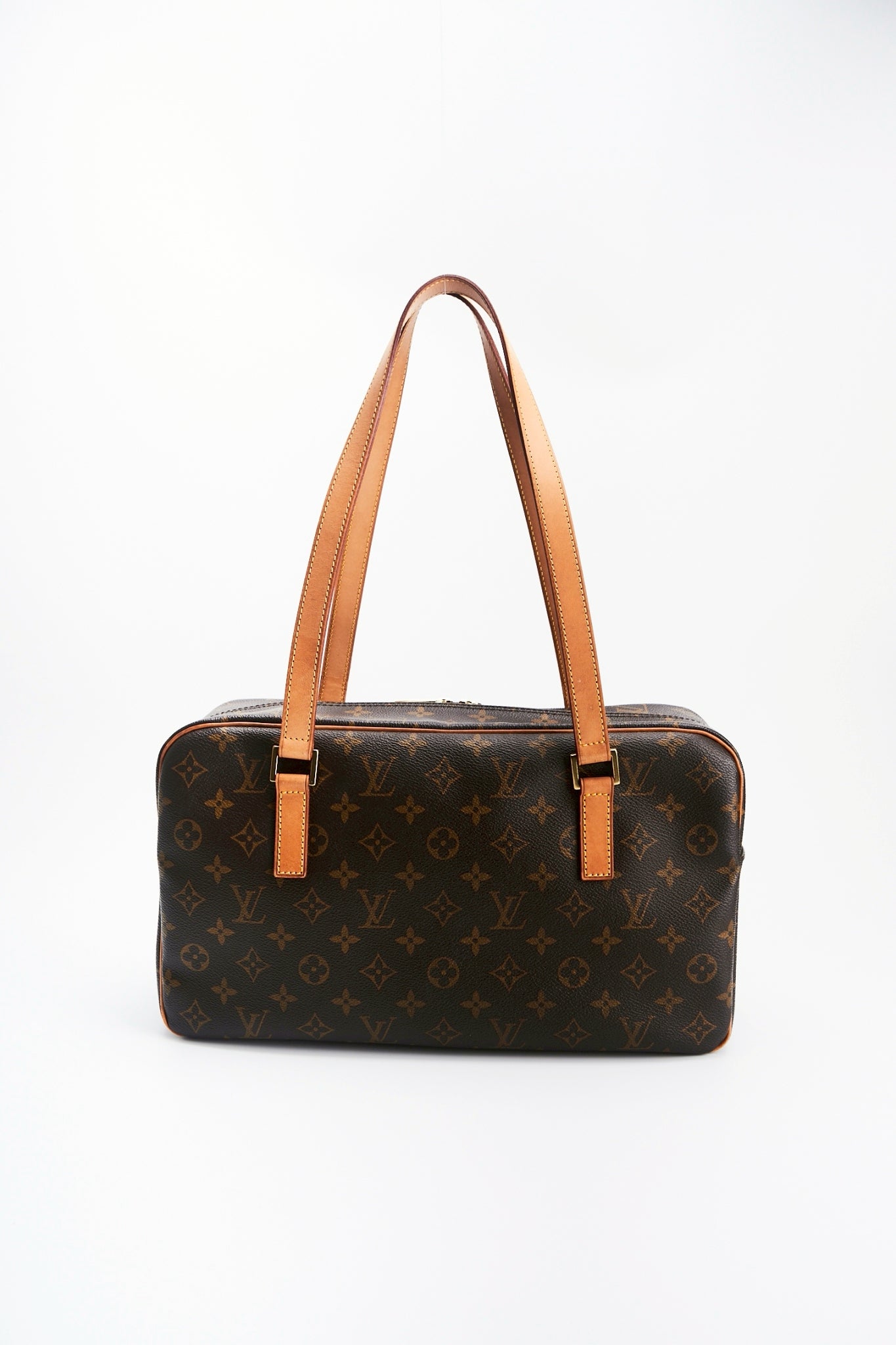 Louis vuitton  cite gm size