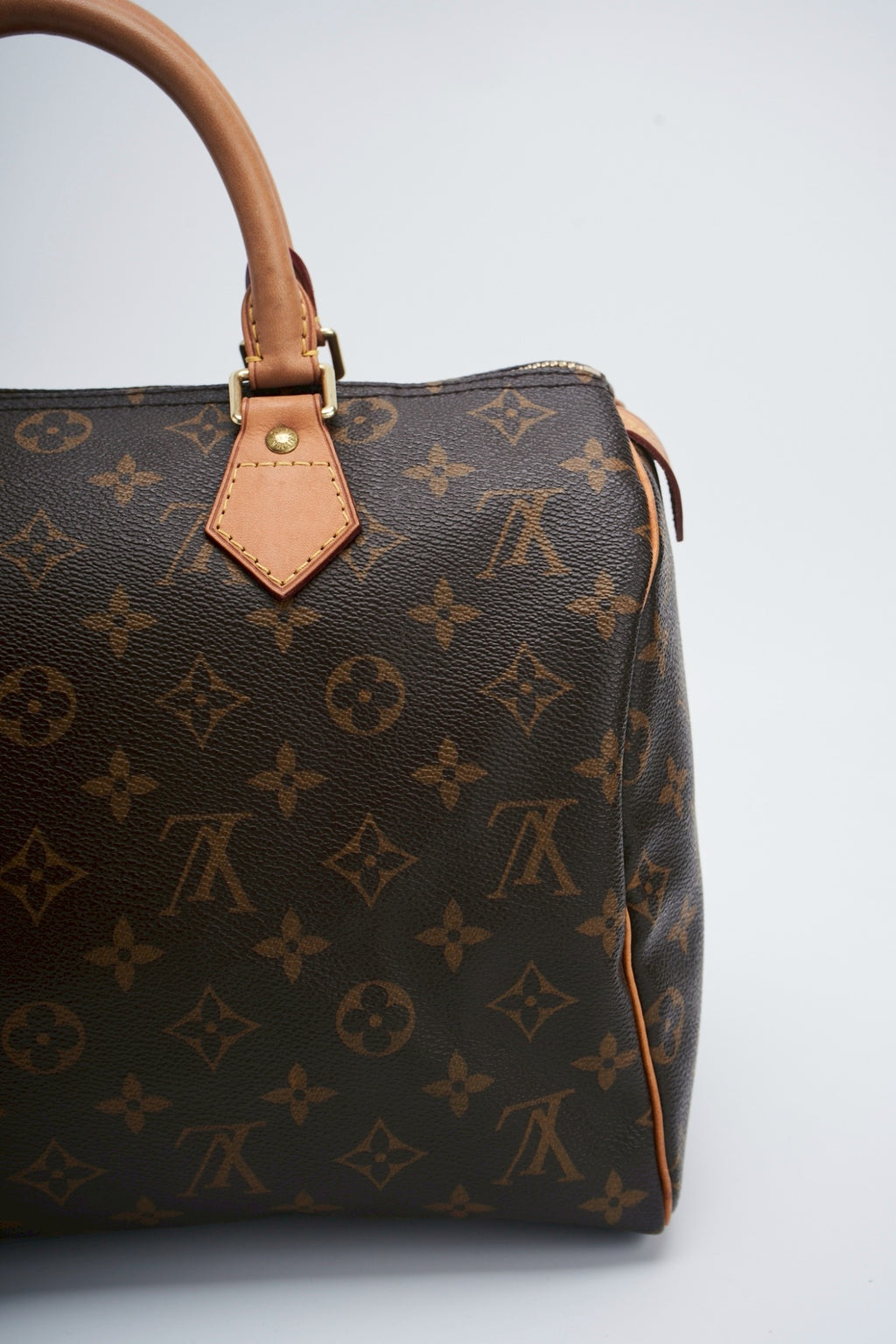 Louis Vuitton Speedy 30”
