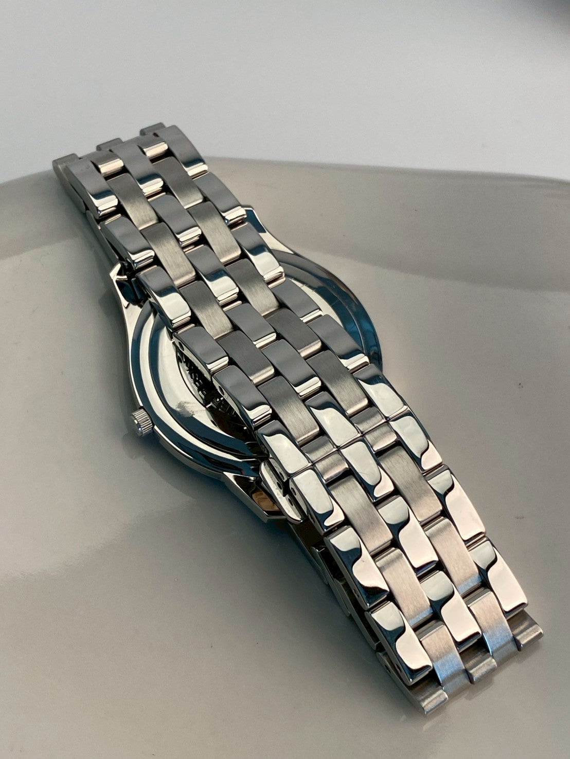 Gucci 5500M silver