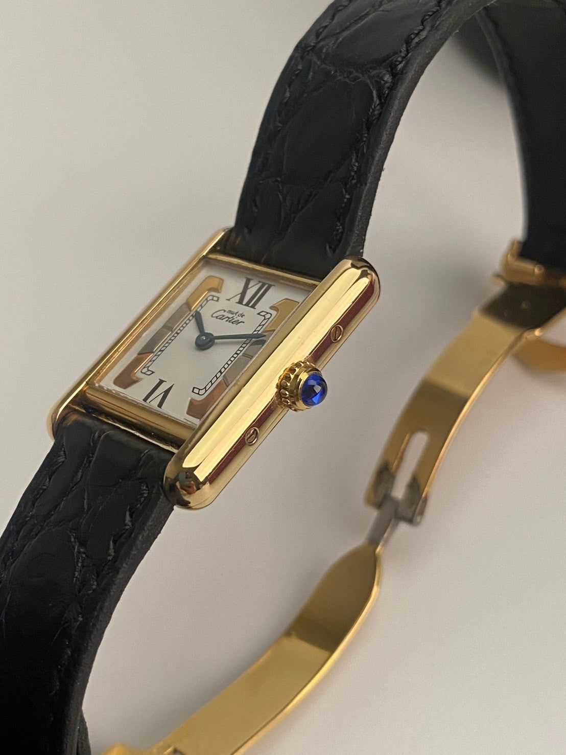 Cartier tank color sm c.7001