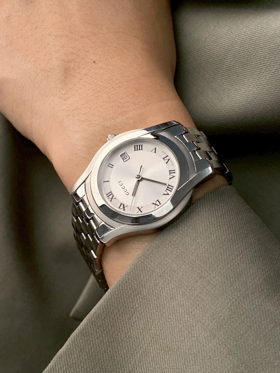 Gucci 5500M silver