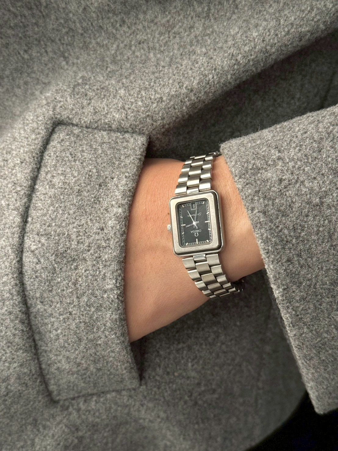 Omega vintage seamaster date.