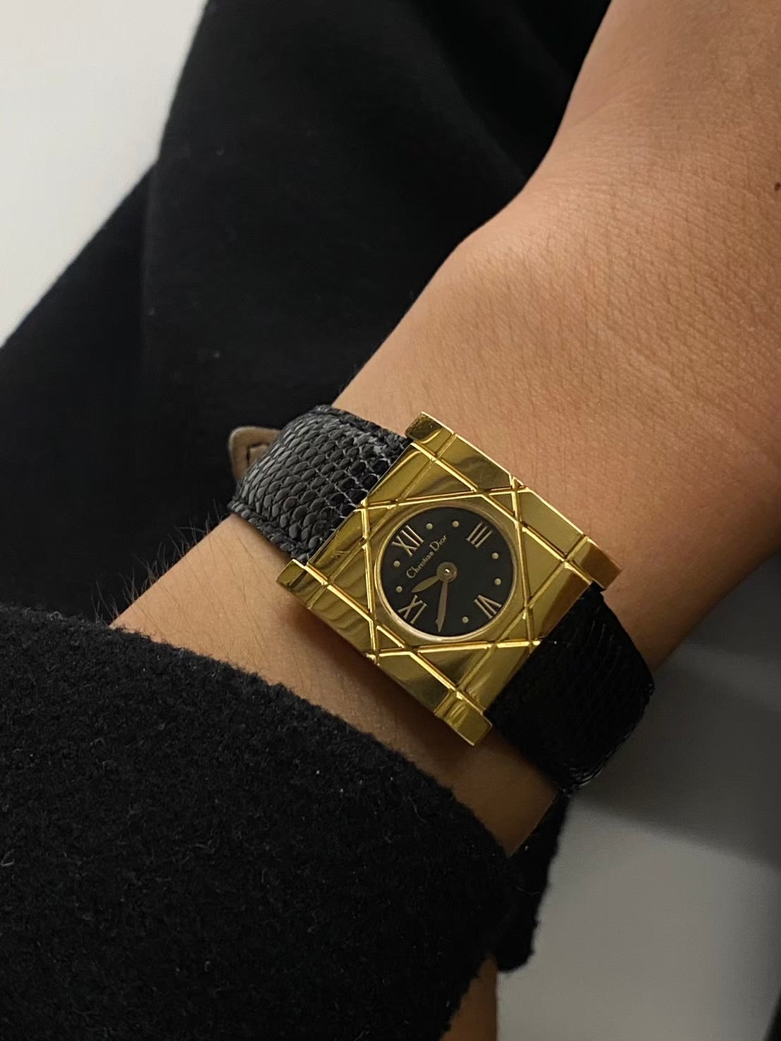 Dior d82-150 black dial