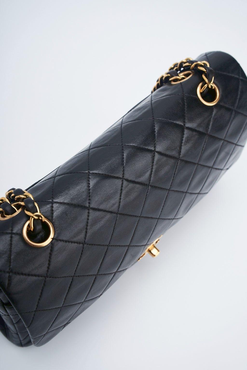 Chanel classic flab bag
