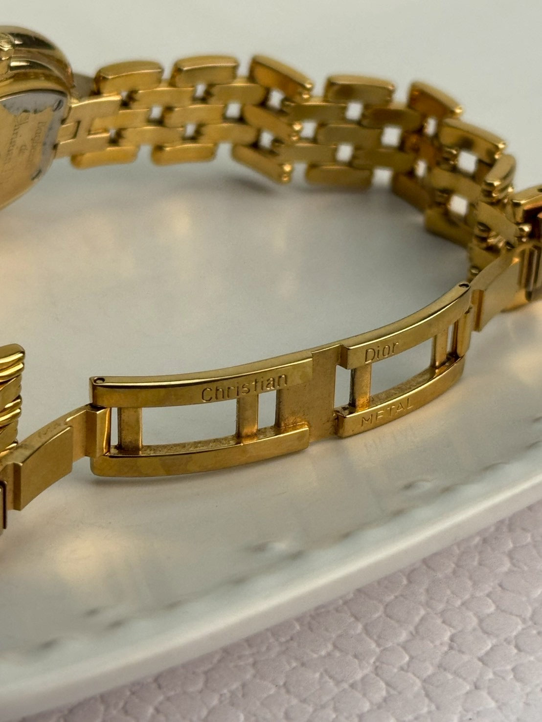 Dior black dial gold sizeM c.7686