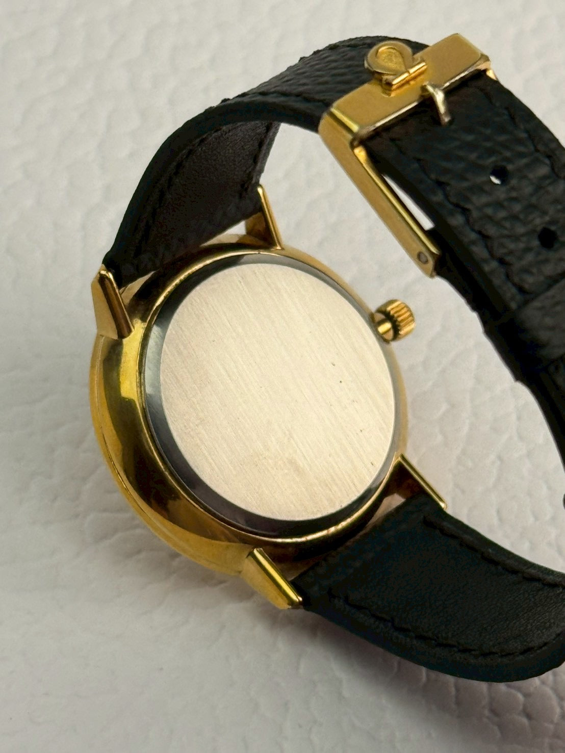 Omega de ville gold