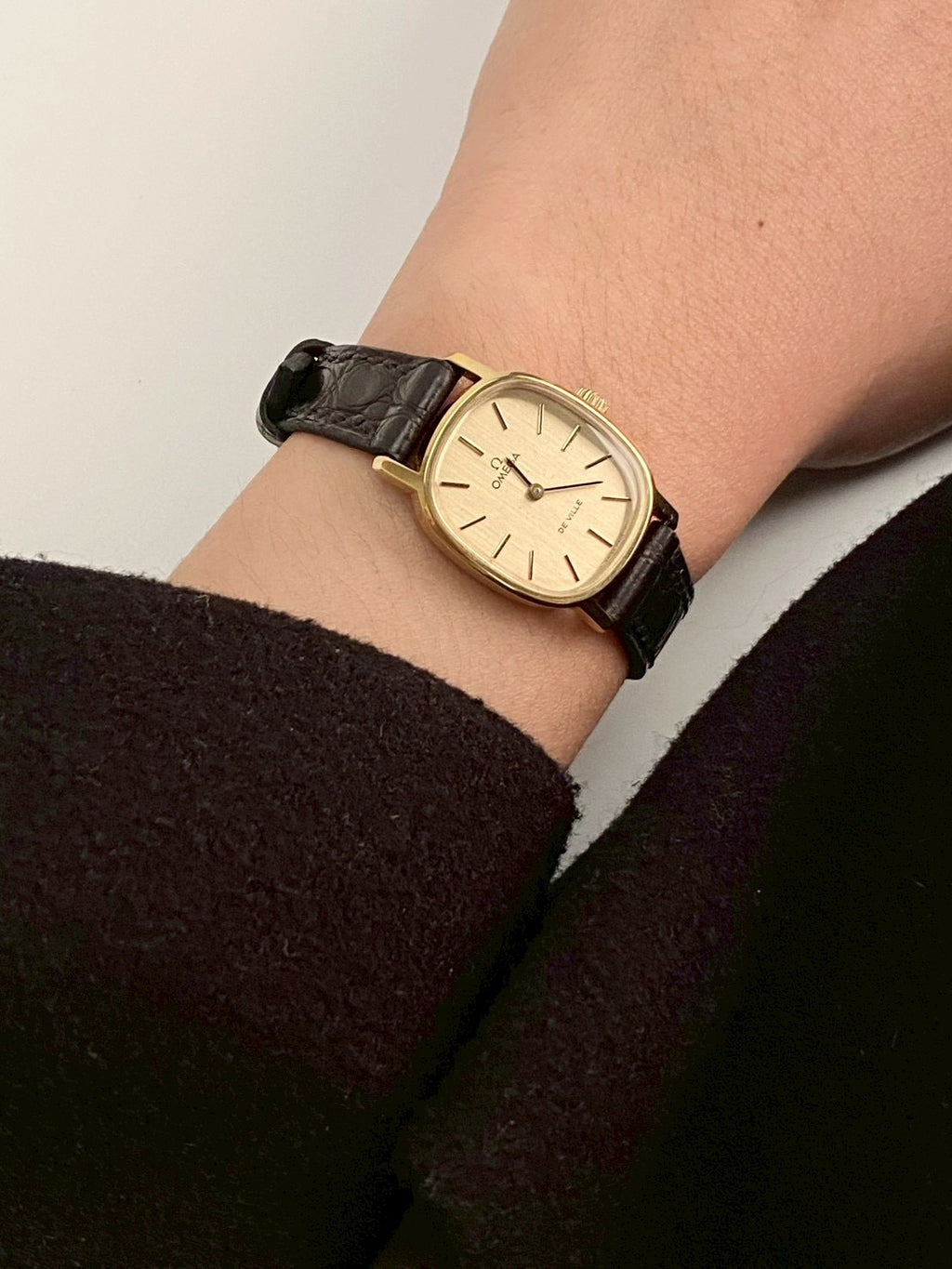 Omega deville gold dial wind up