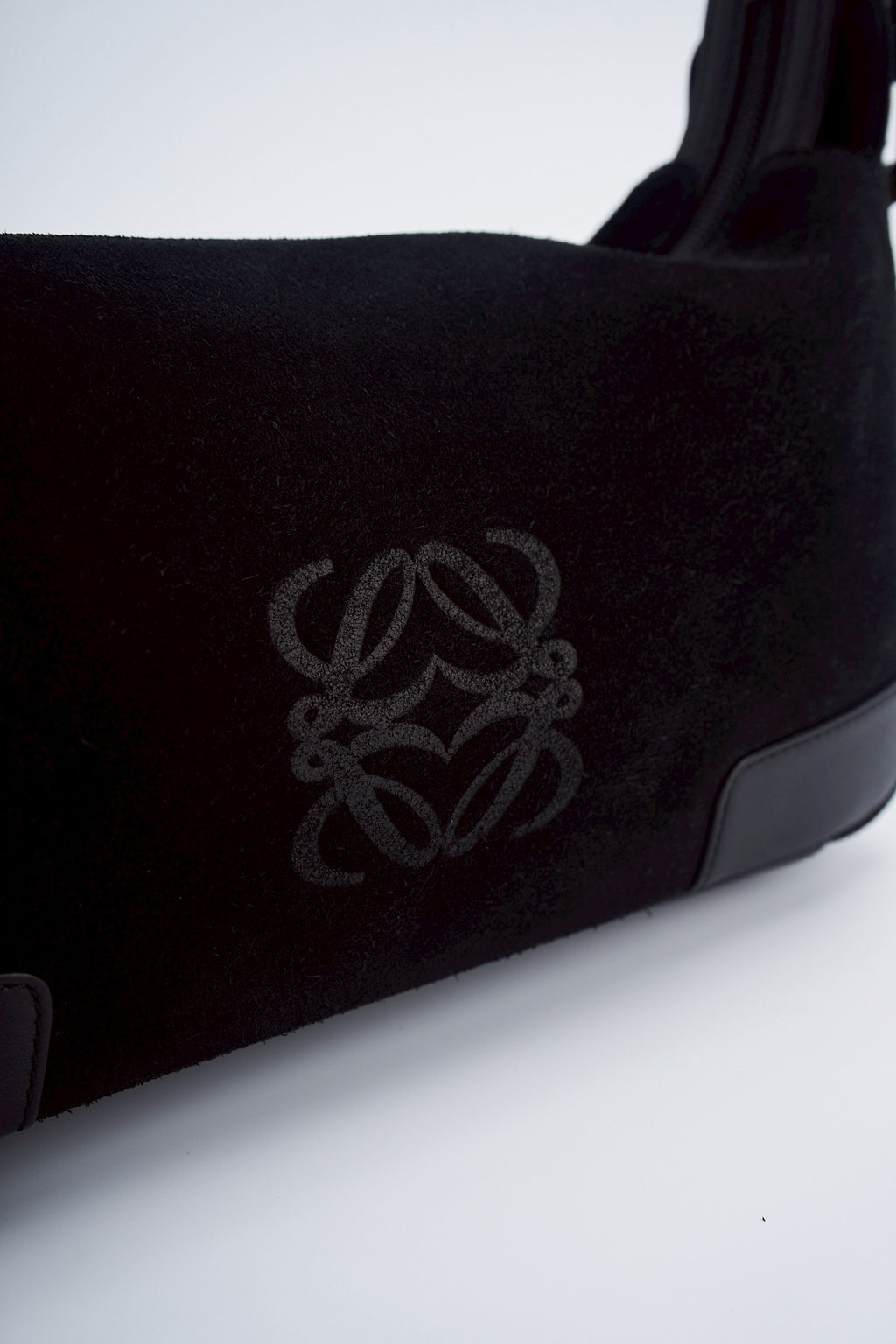 Loewe Suede Black shoulder