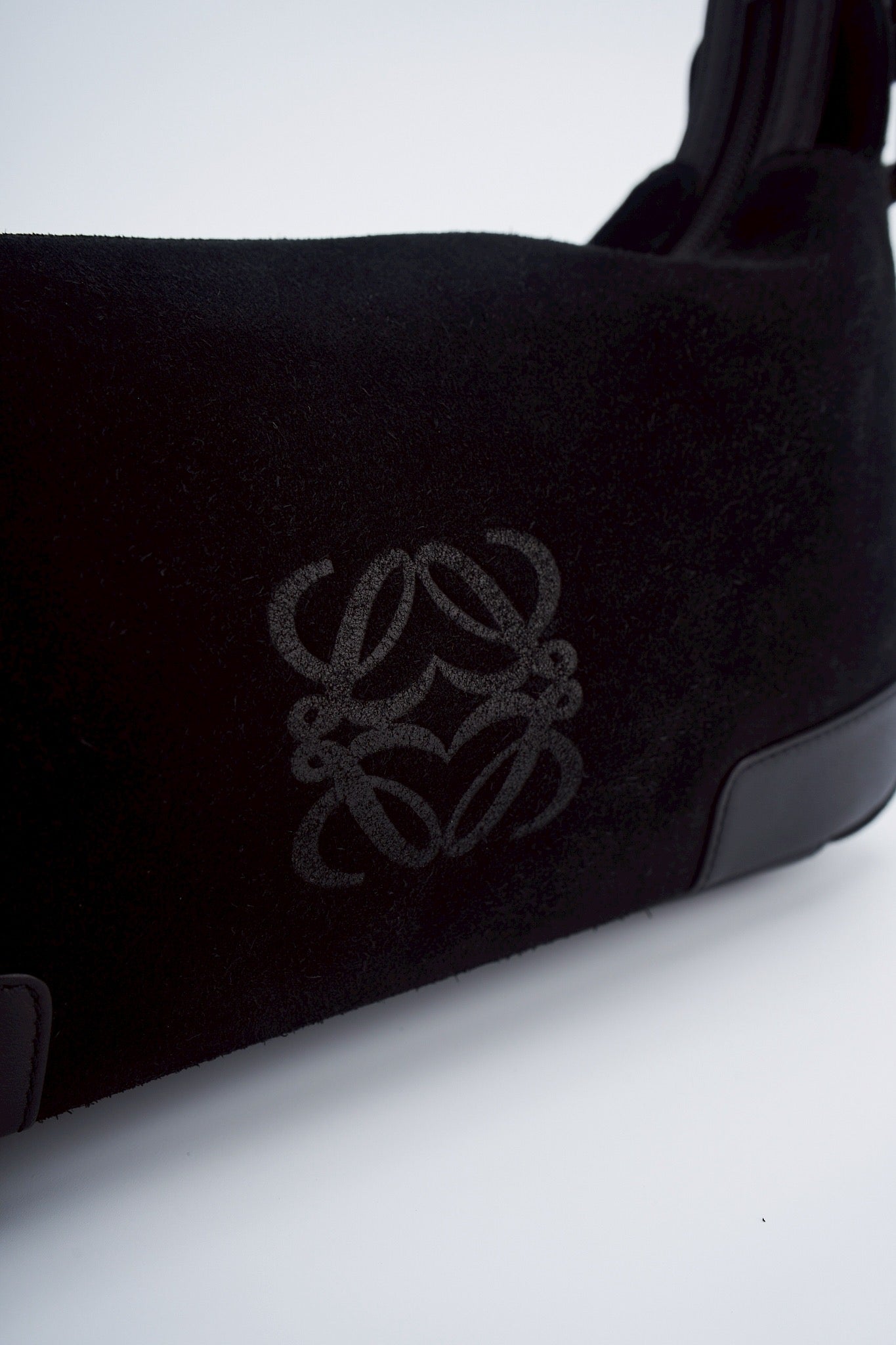 Loewe Suede Black shoulder