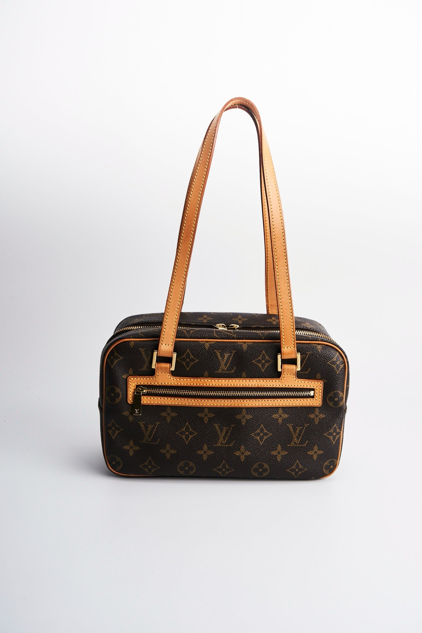 Louis vuitton cite mm size