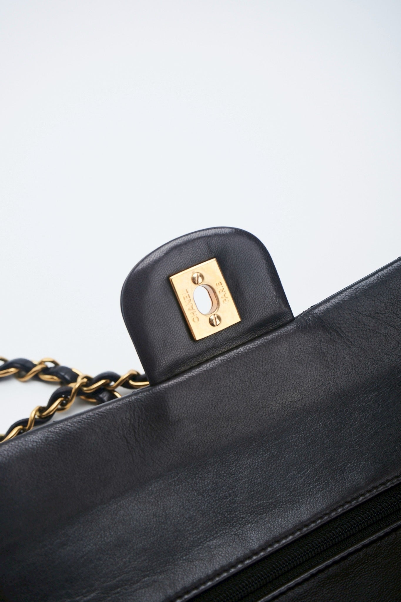 Chanel classic flab bag