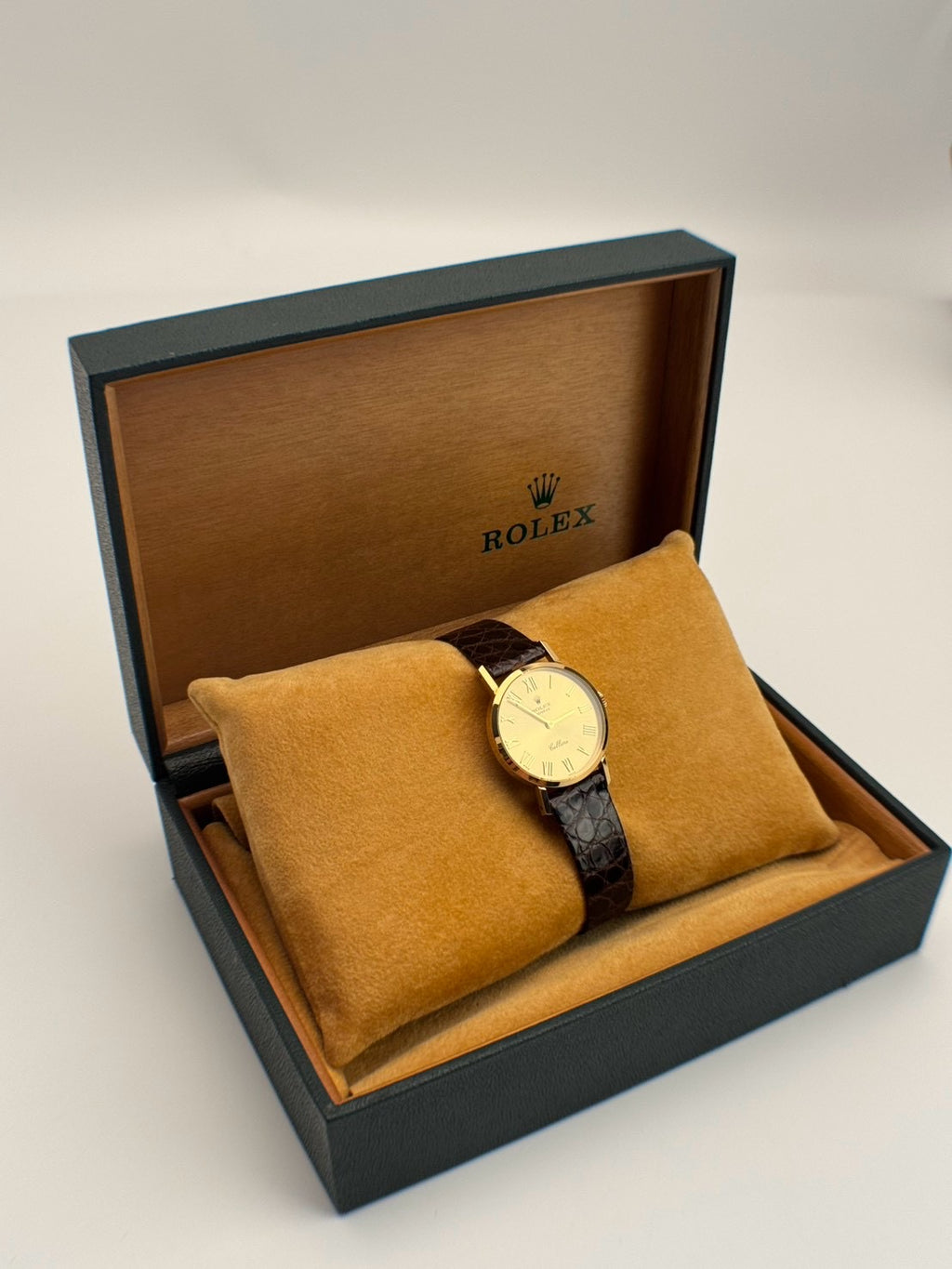 Rolex Cellini Classic gold