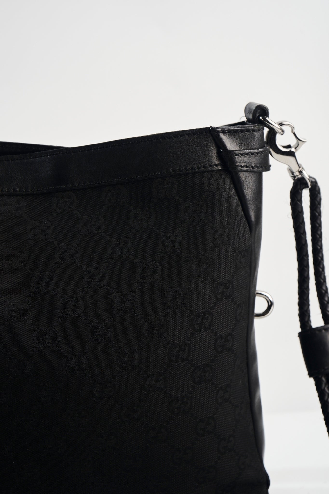 Gucci shoulder bag