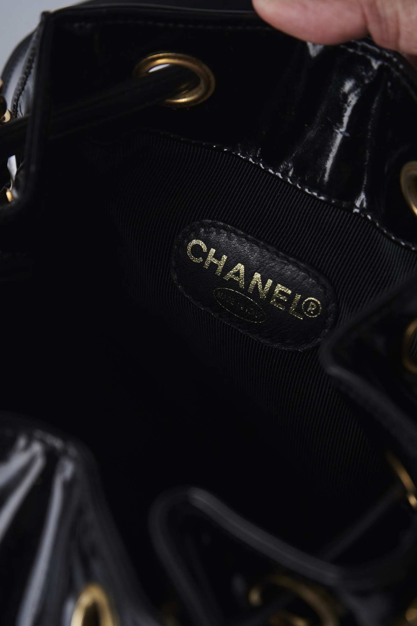 Chanel drawatring