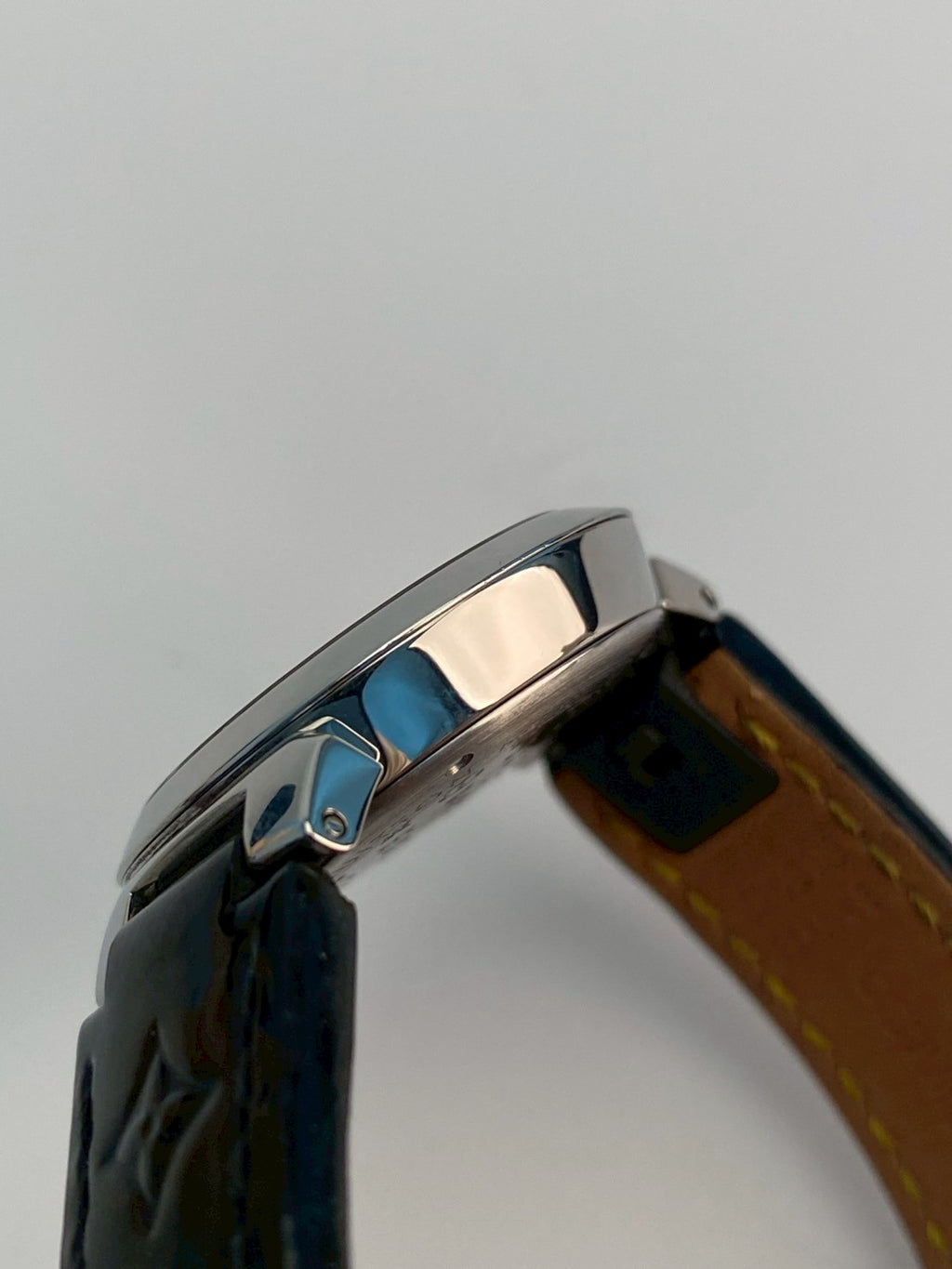 Louis Vuitton Tambour Slim