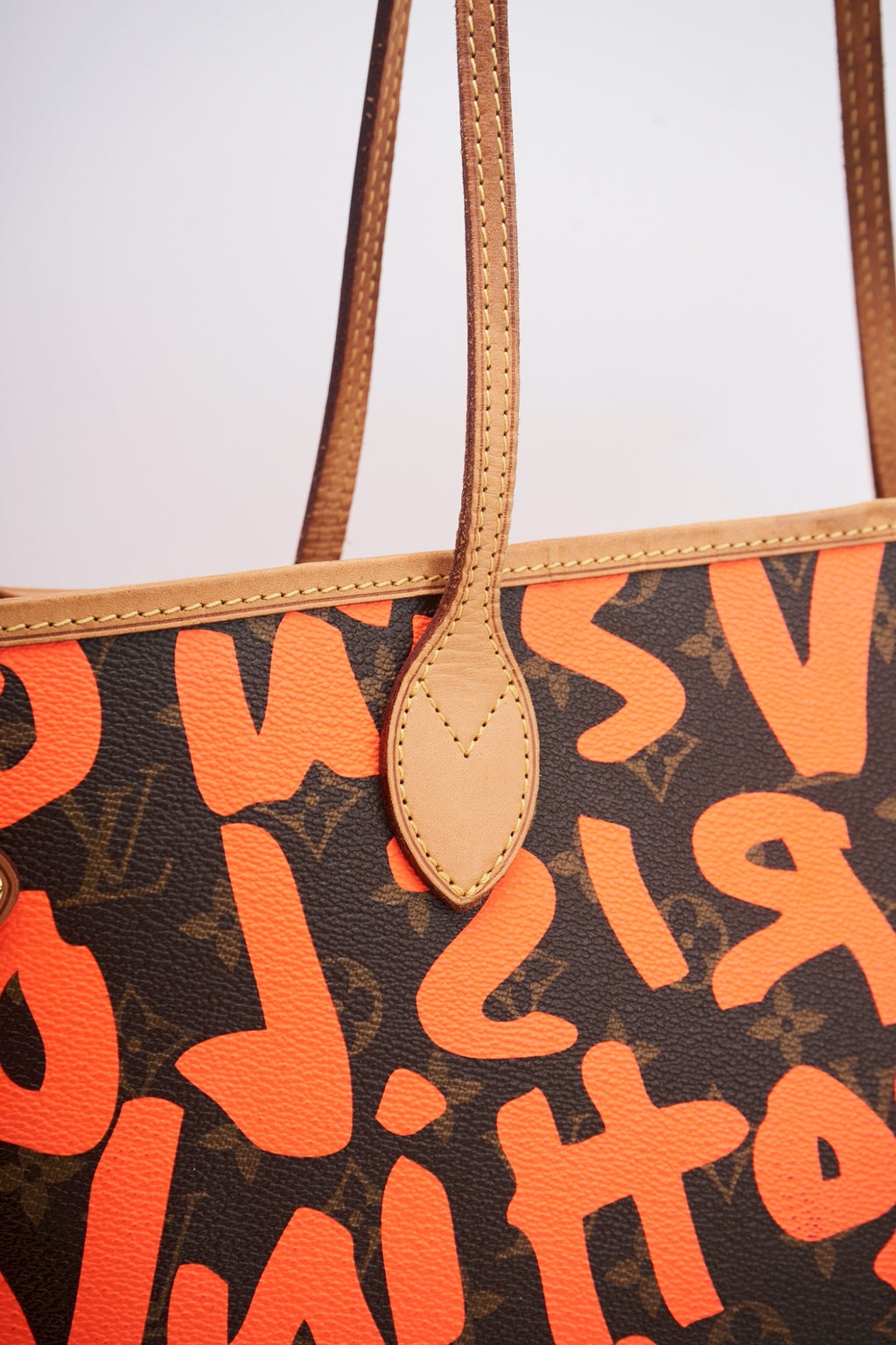 Lv graffiti neverfull orange gm