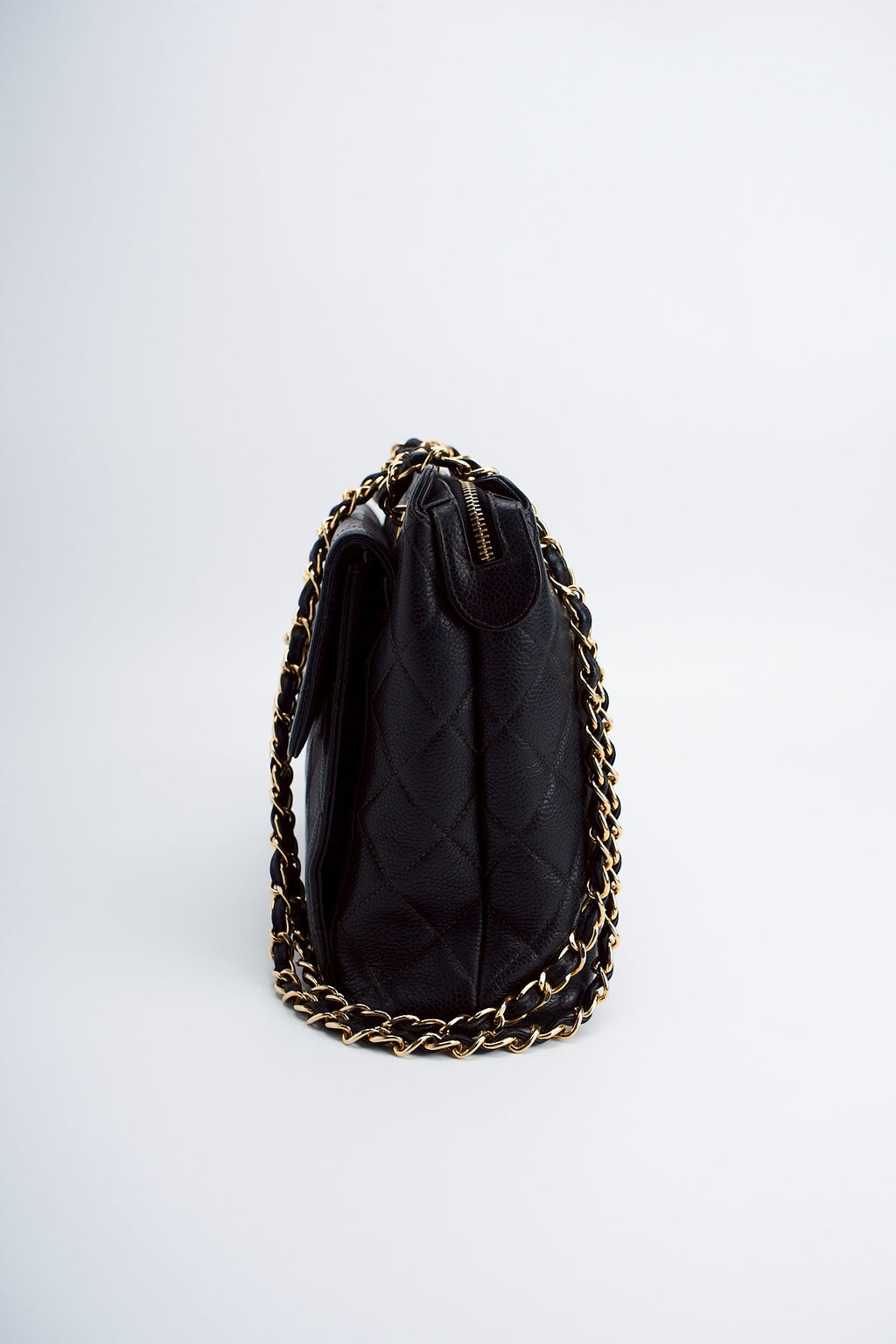 Chanel caviar chain bag