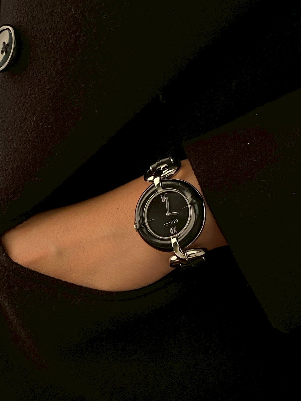 Gucci bamboo 132.40 black c.8836