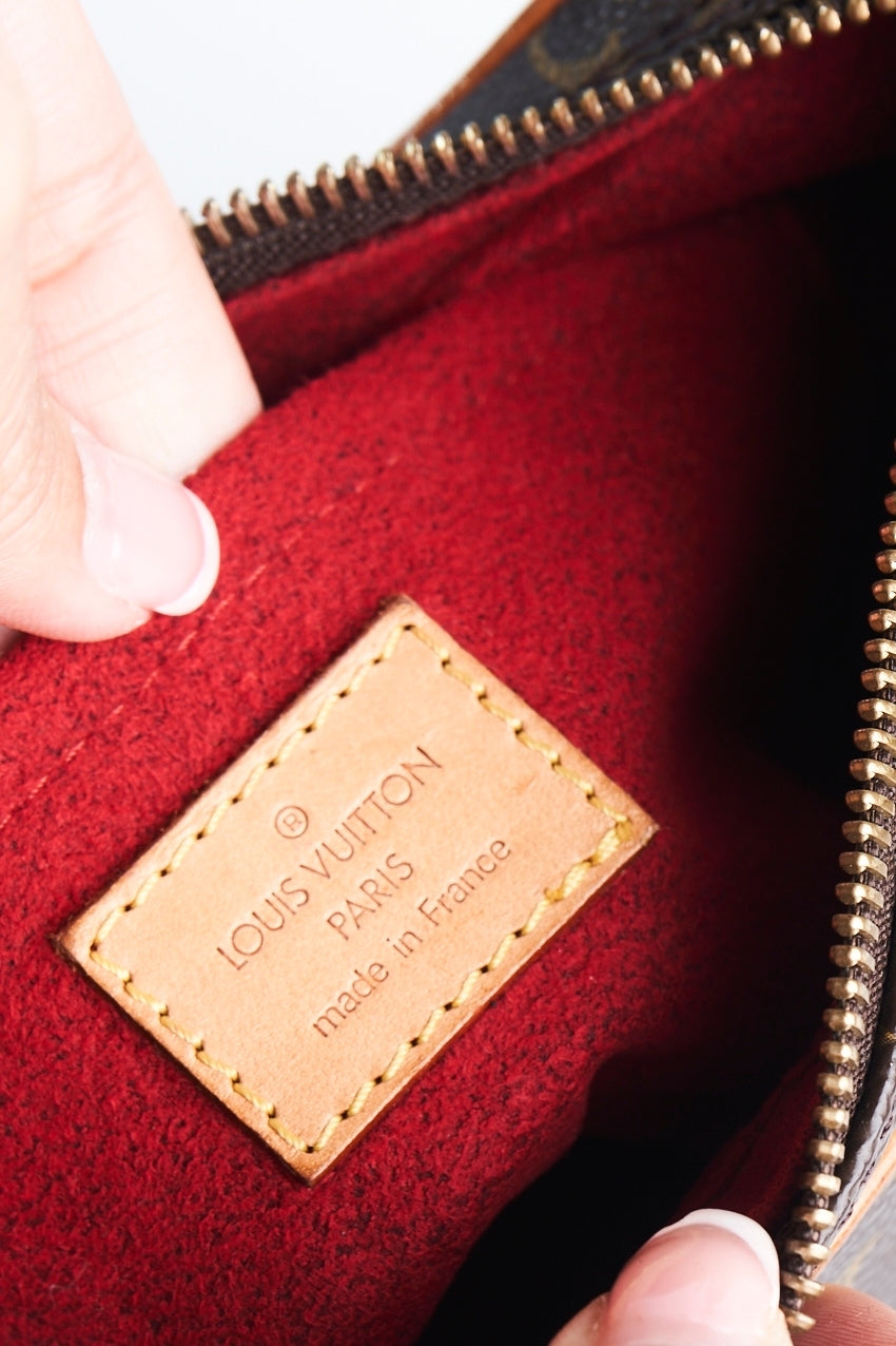 Louis Vuitton Croissant Pm size