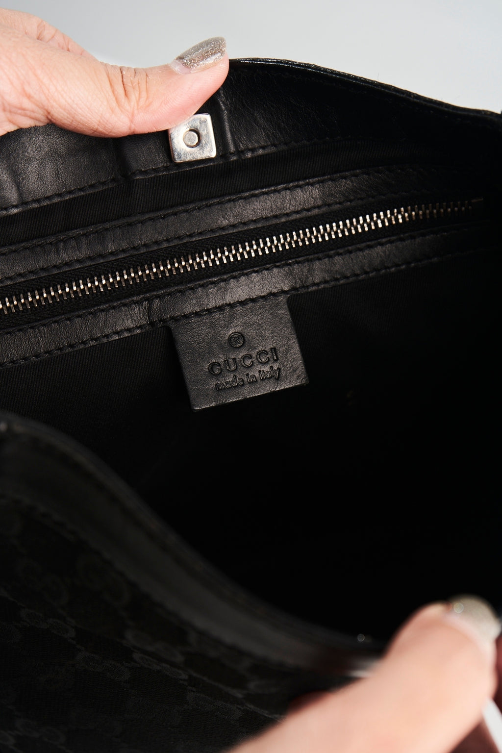 Gucci shoulder bag