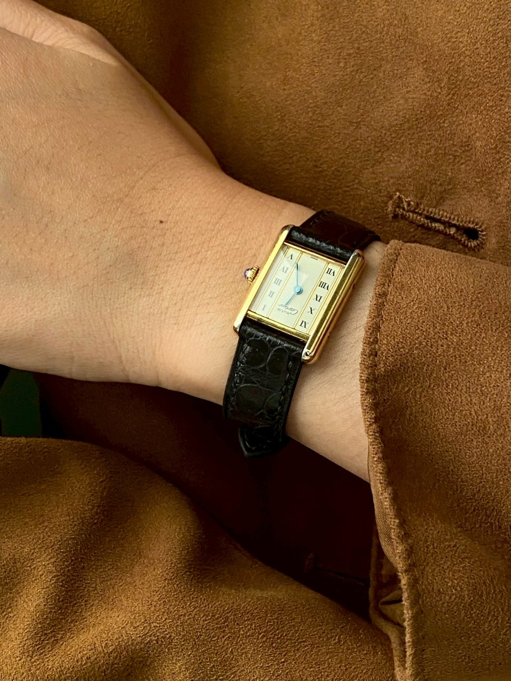 Cartier tank gold white dial sm c.7001