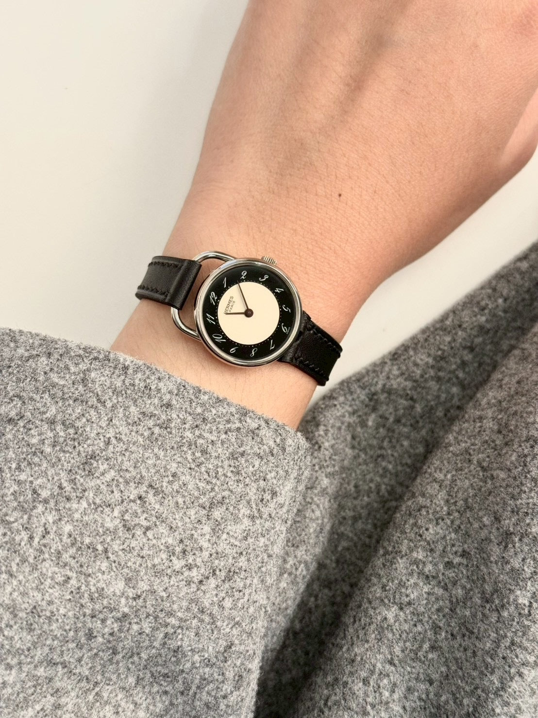 Hermes vintage black c.7805