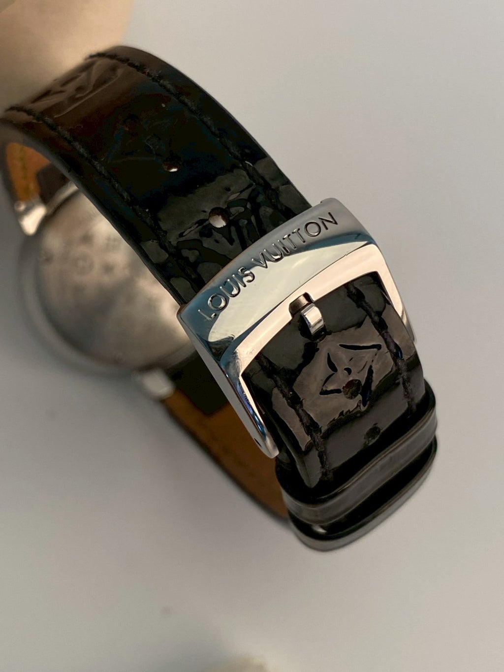 Louis Vuitton Tambour Slim