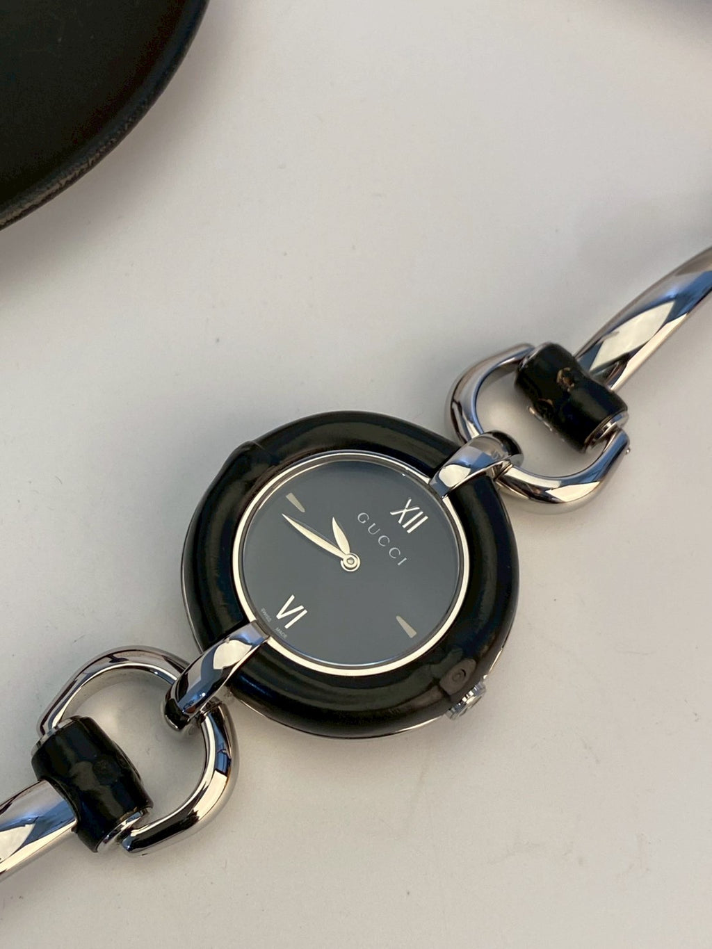 Gucci bamboo 132.40 black c.8836