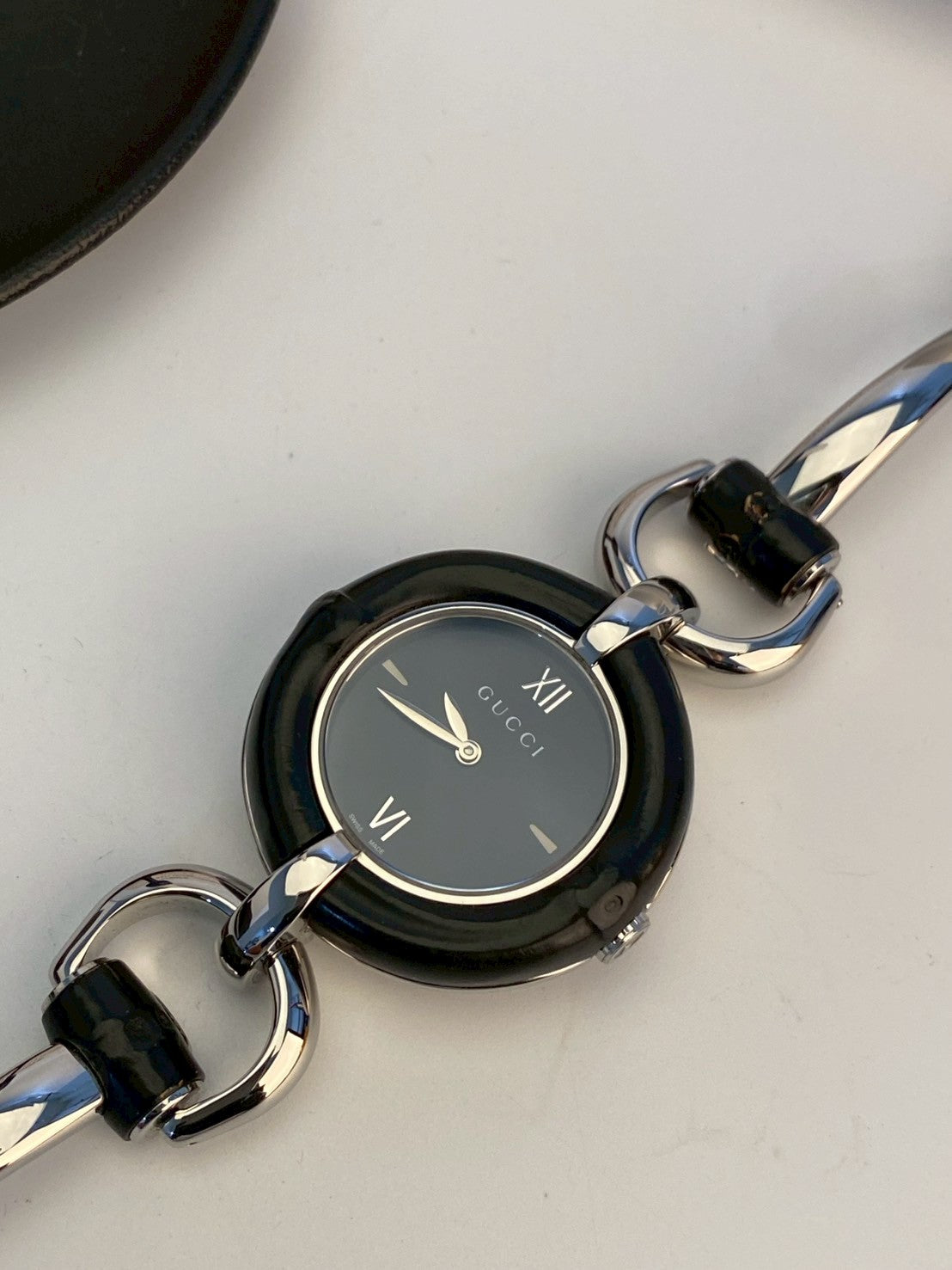 Gucci bamboo 132.40 black c.8836