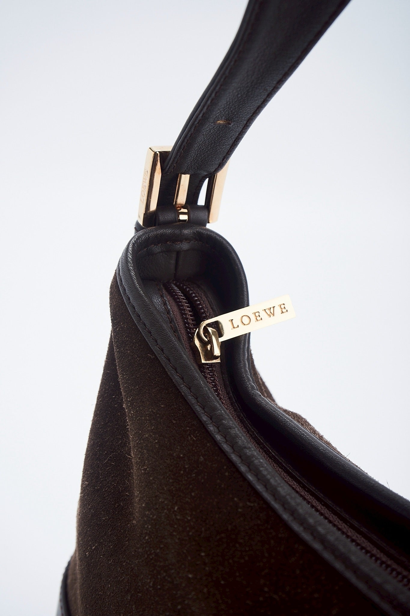 Loewe Suede Brown shoulder