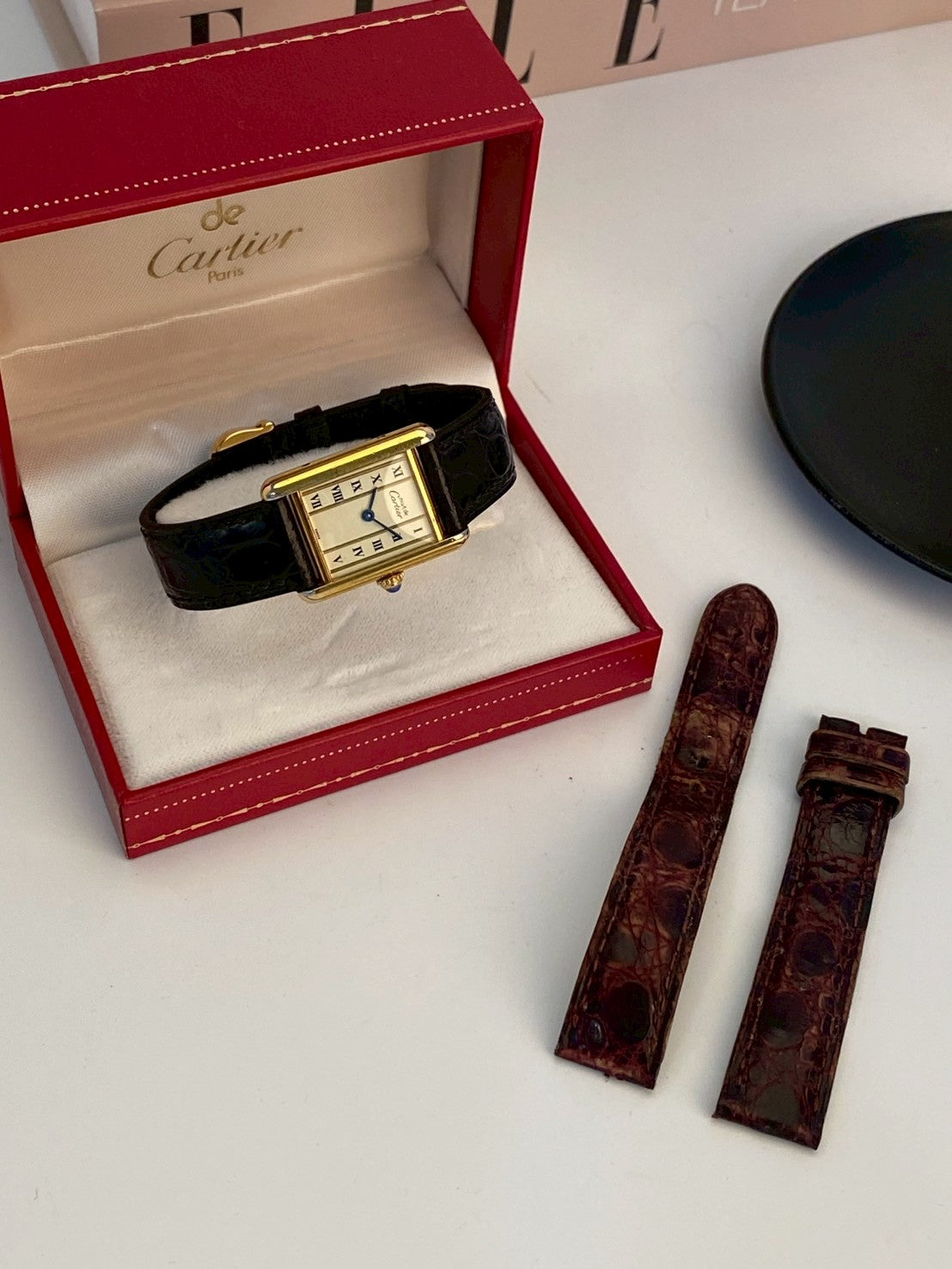 Cartier tank gold white dial sm c.7001