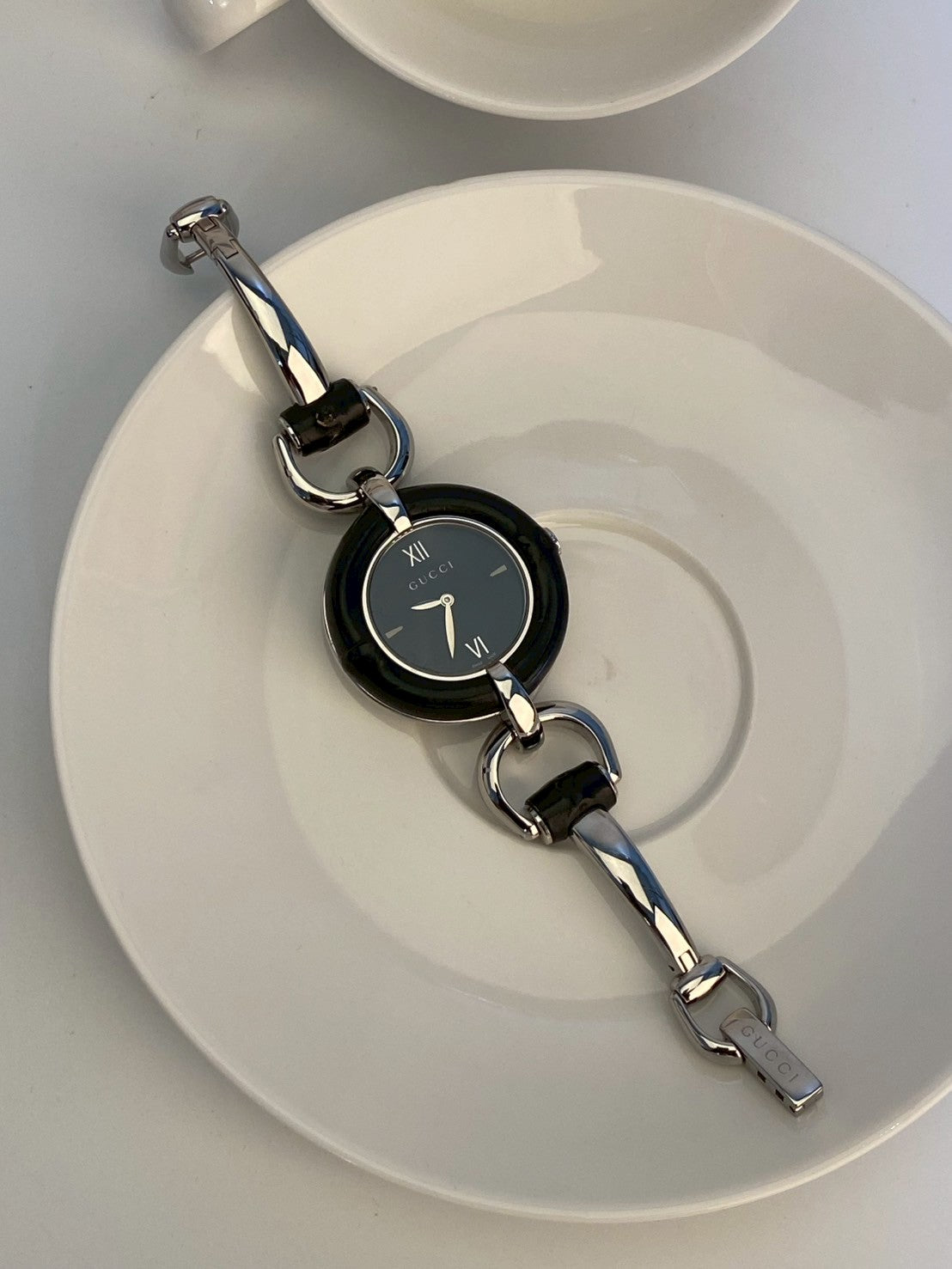 Gucci bamboo 132.40 black c.8836