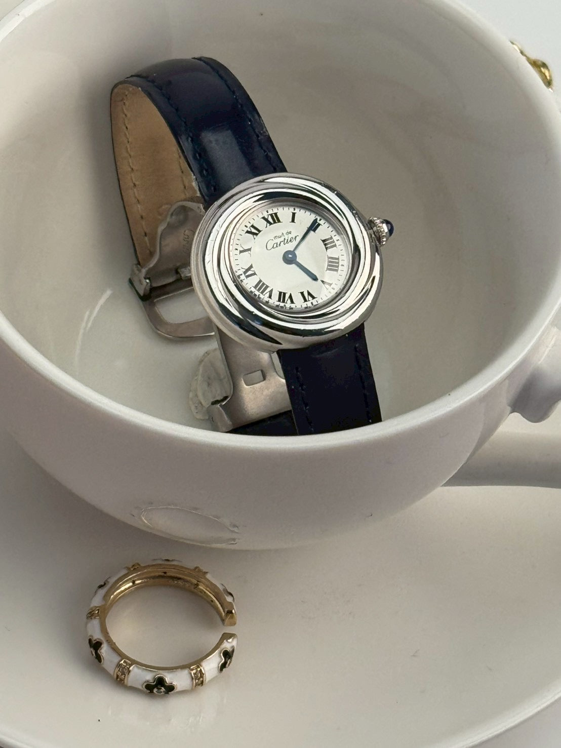 cartier trinity white dial c.4014