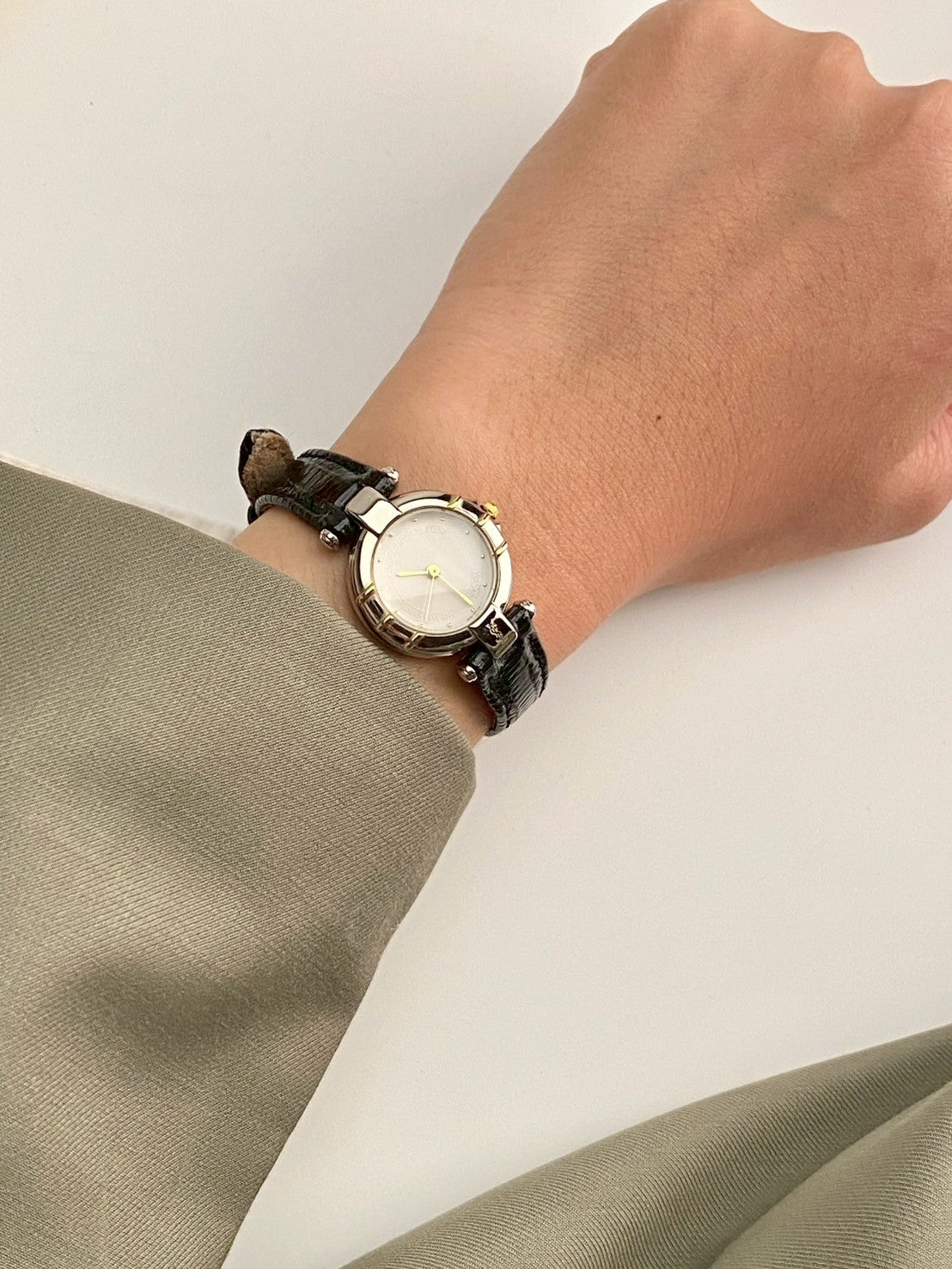 Ysl white dial c.0201