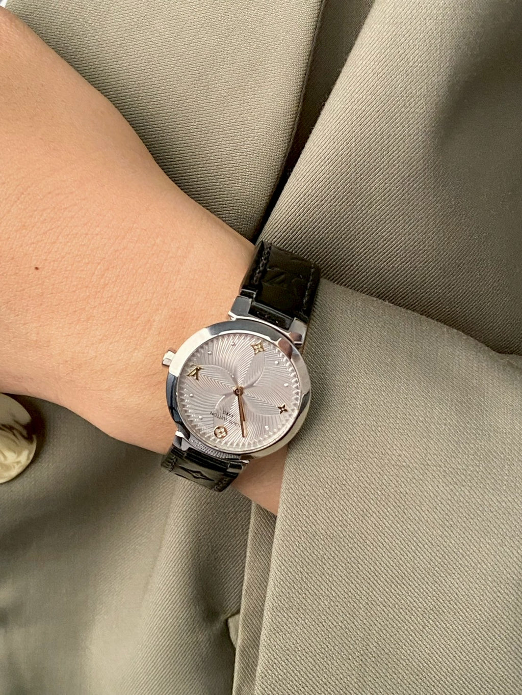 Louis Vuitton Tambour Slim