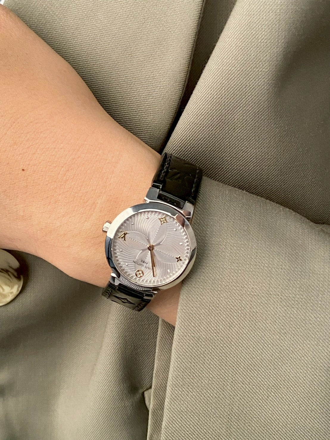 Louis Vuitton Tambour Slim