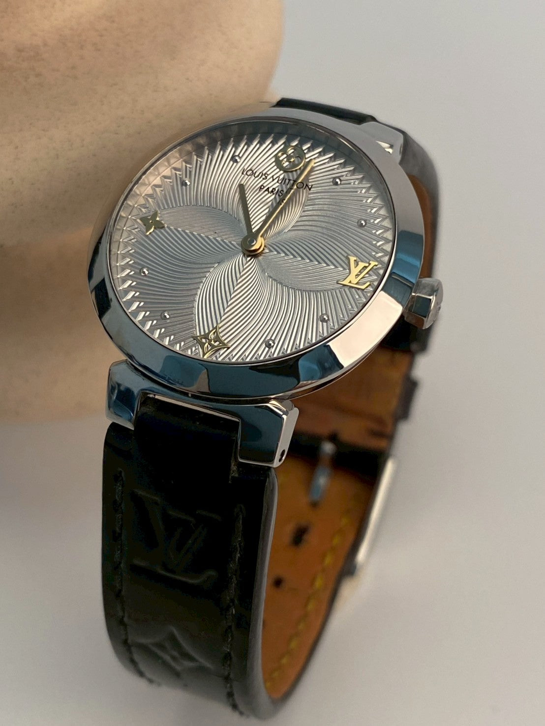 Louis Vuitton Tambour Slim