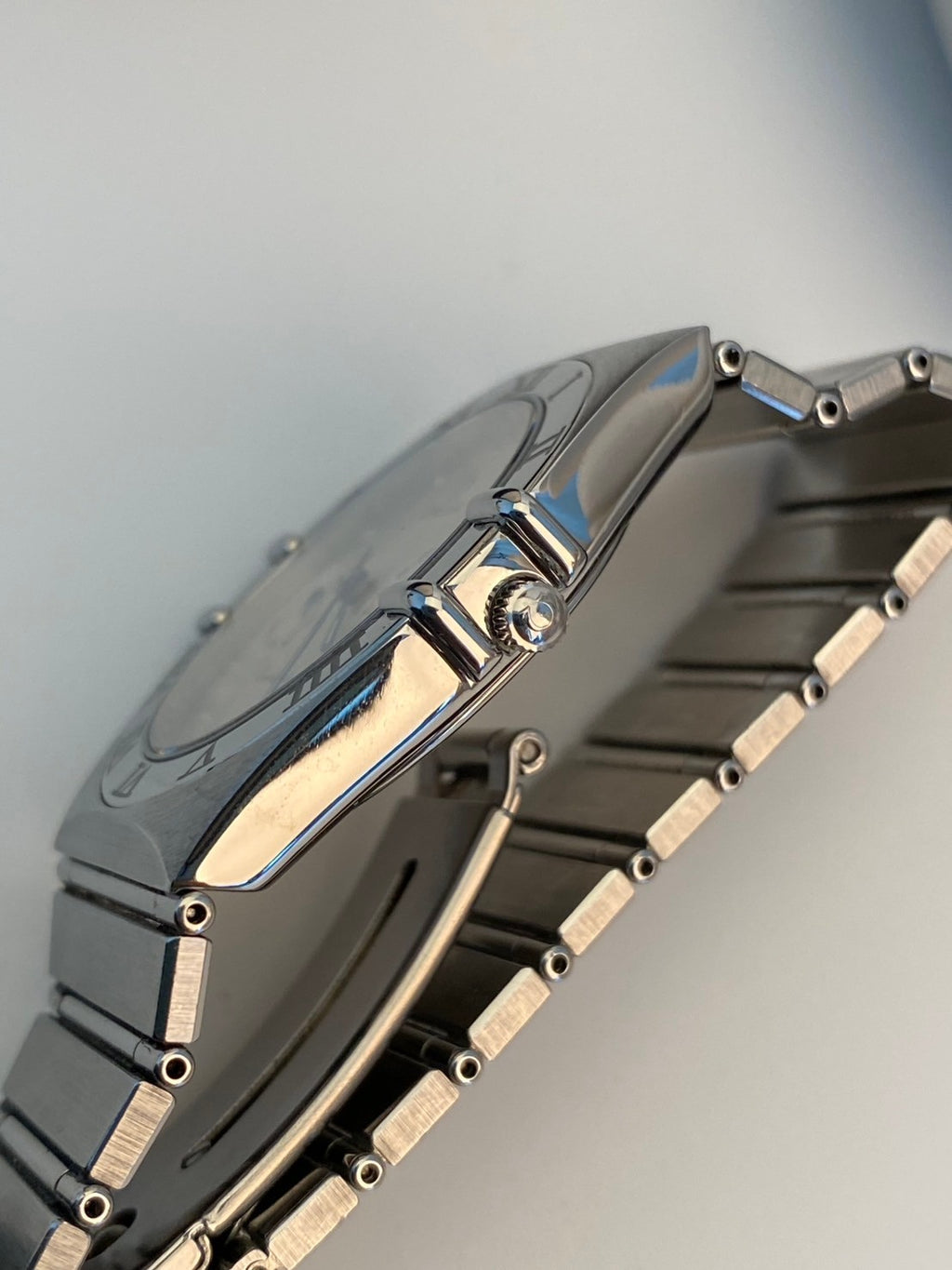 Omega constellation gray dial date c.8655