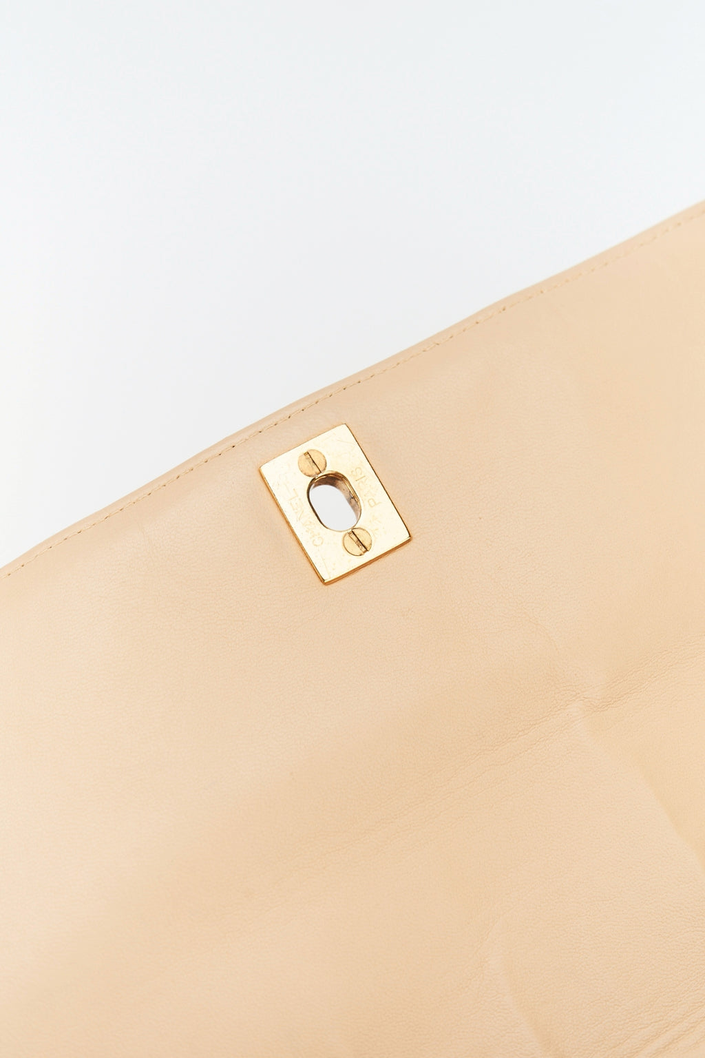 Chanel Quilted shoulder bag beige