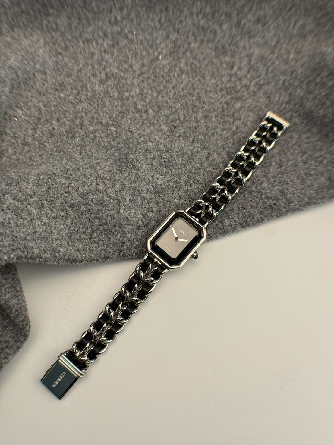 Chanel Premiere silver Lsize c.1607