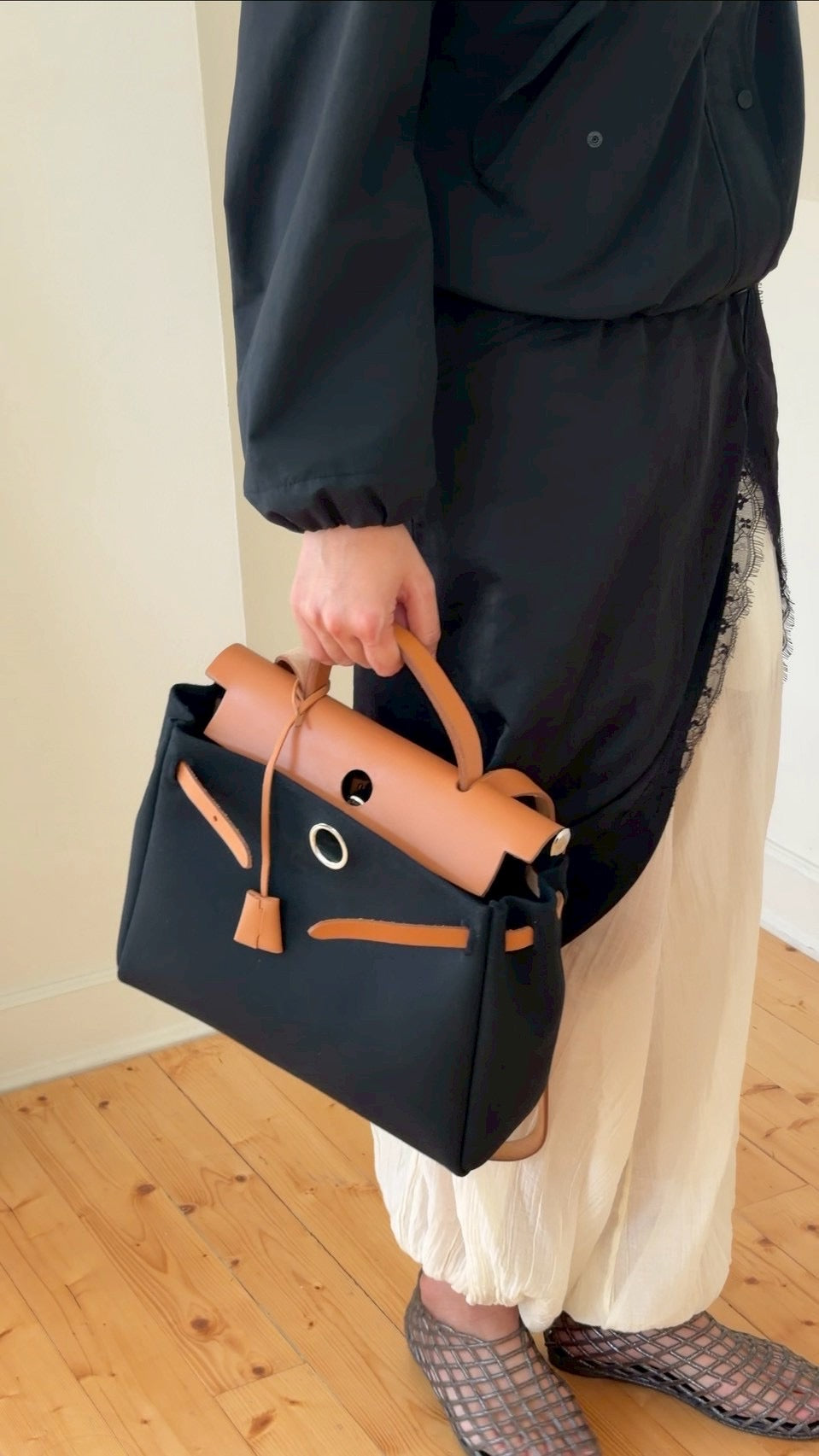 Hermes herbag31 black brown