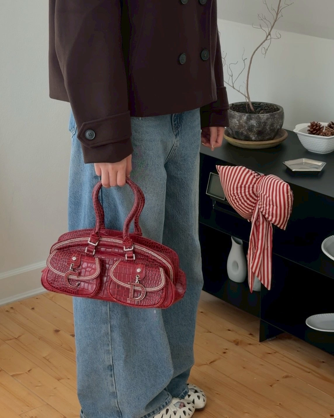 Dior detective crocodile leather