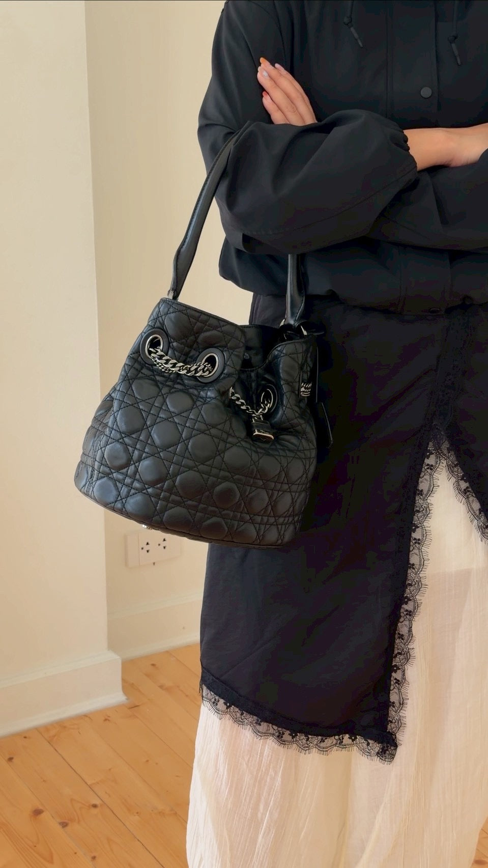 Lady dior cannage padlock bucket