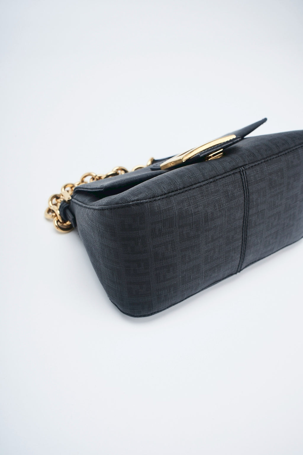 Fendi baguette chain bag